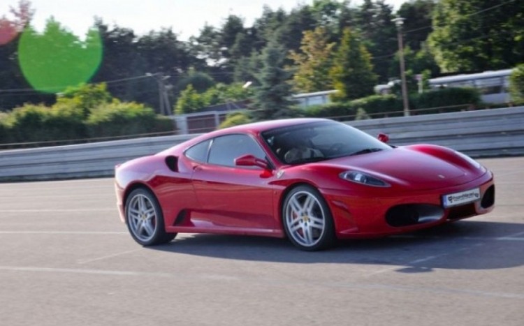 Opływowe kształty Ferrari