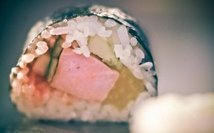 Zbliżenie na sushi