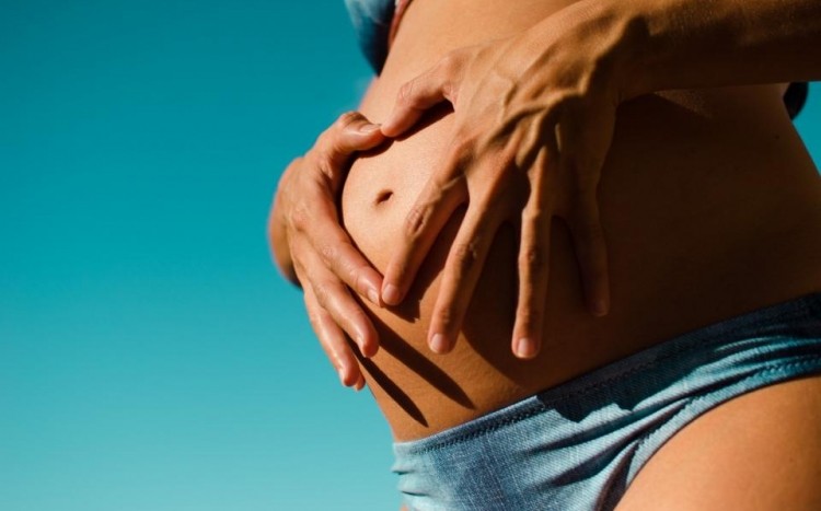 brzuch w ciąży