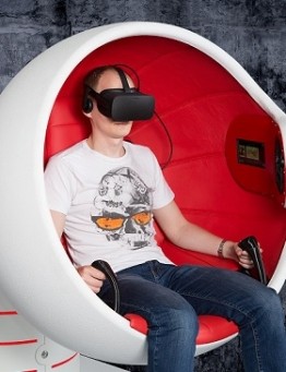 Wycieczka po świecie wirtualnej rzeczywistości – Toruń
 Czas trwania-60 min