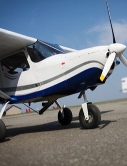 Szkolenie wstępne na pilota samolotu ultralekkiego – Łeba
 Czas trwania-60 minut