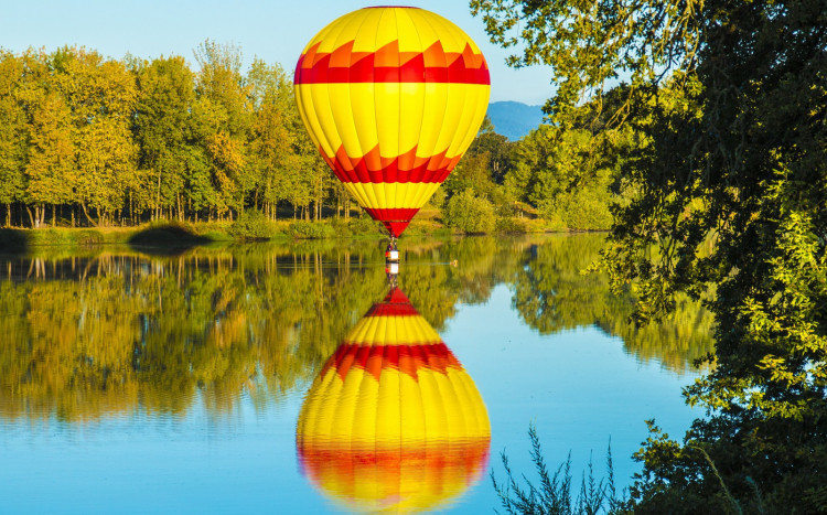 balon nad wodą