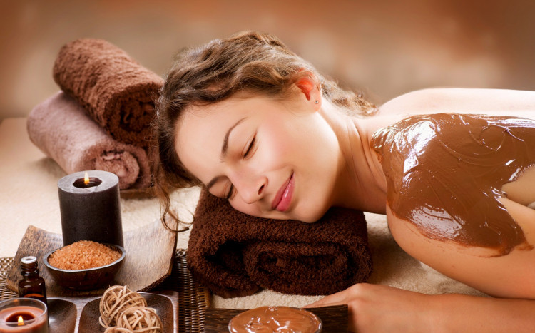 masaż ciepłą czekoladą
