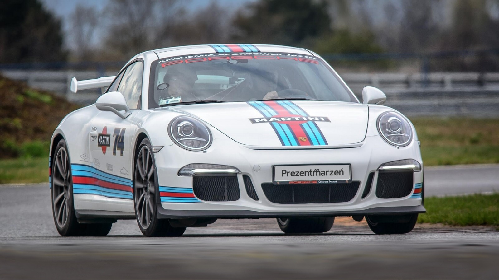 Jazda za kierownicą Porsche 911 GT3 w całej Polsce