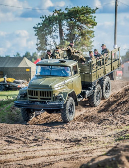 Jazda ciężarówką wojskową – Borne Sulinowo