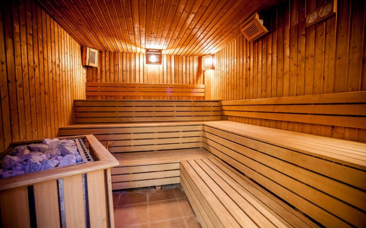 Ławki w saunie