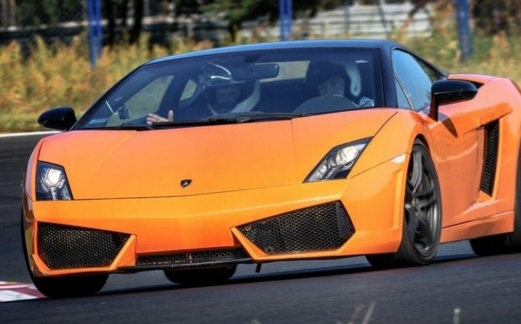 pomarańczowe Lamborghini Gallardo
