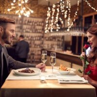 romantyczna kolacja we dwoje w restauracji