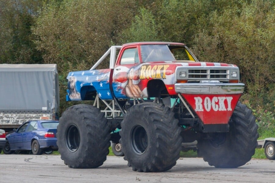 Zaparkowany monster Truck
