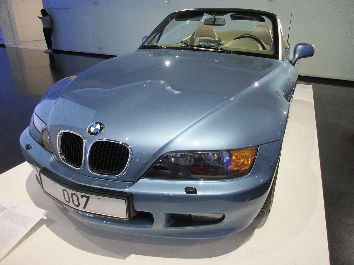 BMW Z3, samochód Jamesa Bonda