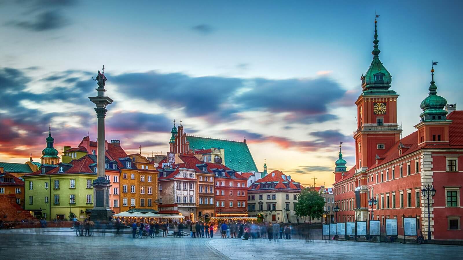 Zwiedzanie Warszawy widok na Starówkę
