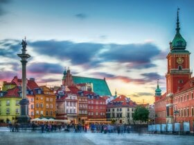 Zwiedzanie Warszawy widok na Starówkę