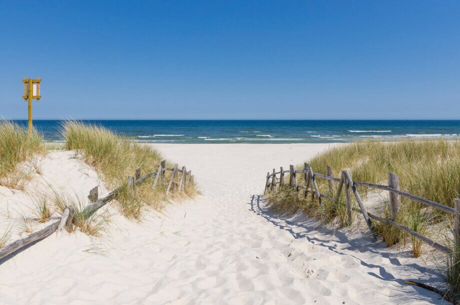 Wejście na plaże nad polskim morzem