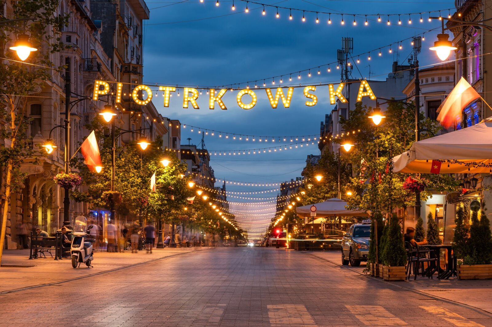 miasto Łódź, ulica Piotrkowska nocą
