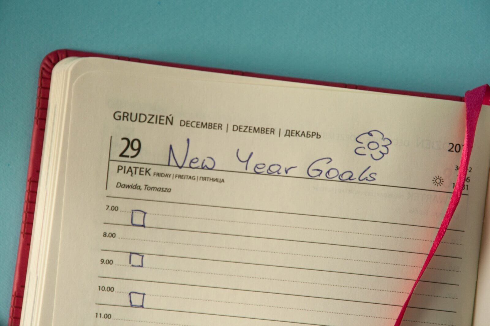 Notes z listą na postanowienia noworoczne