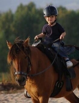 Nauka jazdy konnej dla dzieci