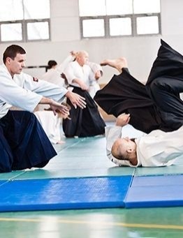 Miesięczna nauka aikido dla dorosłych