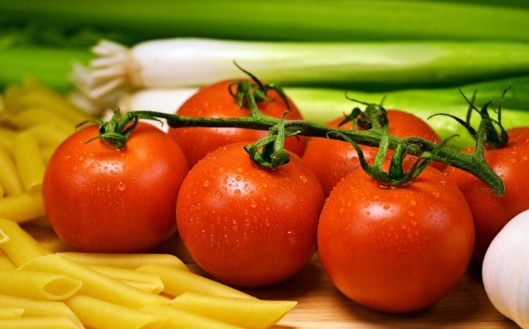 pomidory, makaron